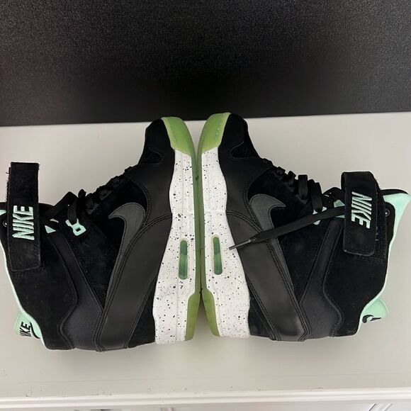 Women’s Air Revolution Sky High Nike Sneakers - Picture 4 of 13